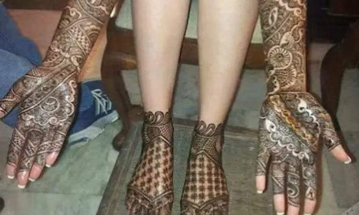 Atmiya Mehndi Artist Agra Best